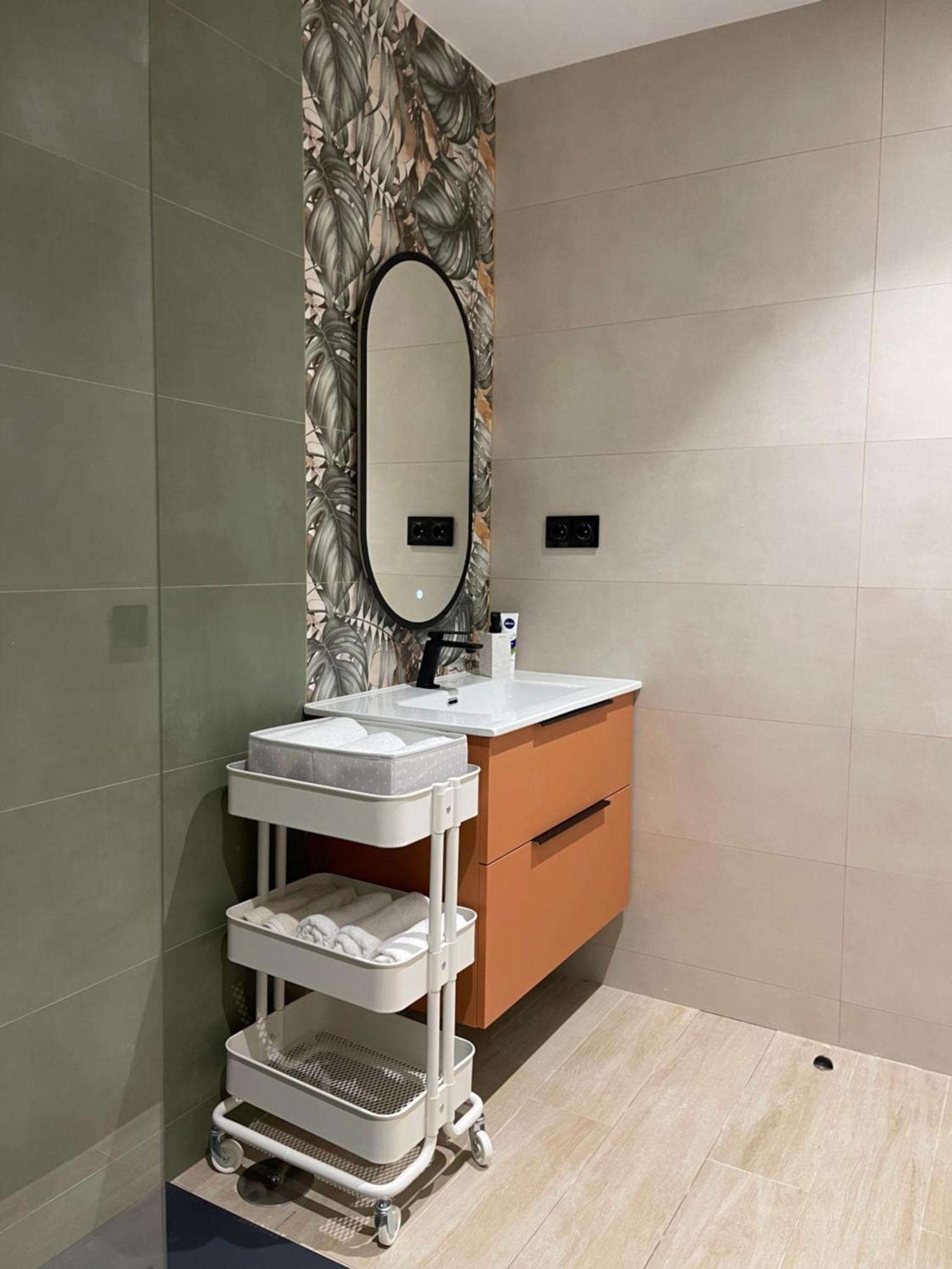 R&K Atocha Apartment Madrid Exterior photo