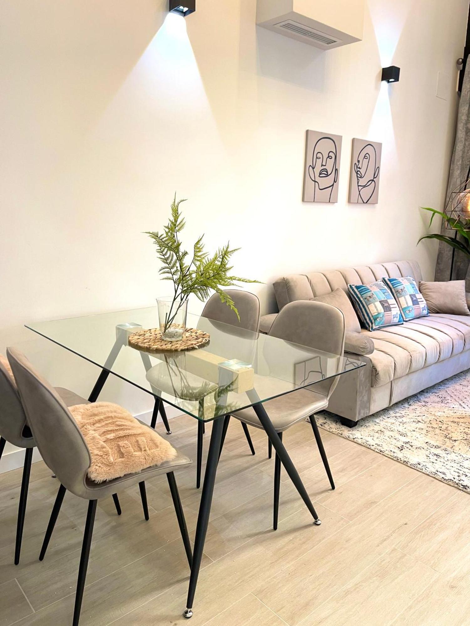 R&K Atocha Apartment Madrid Exterior photo